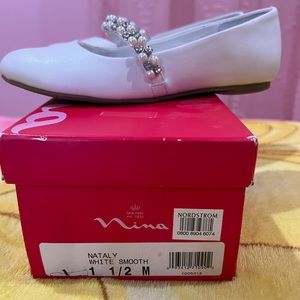 Nina Shoes for Girls size 1/2 For Girls White